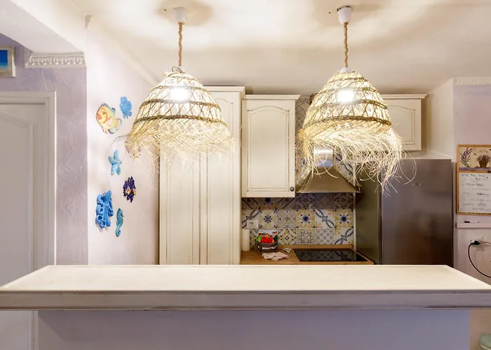 De Sophie Yourhosthelper Saint-Tropez